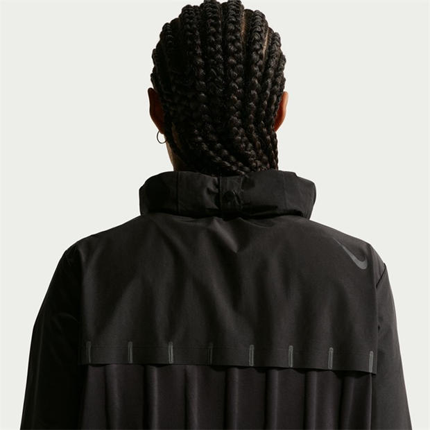 Black/Black - Nike - Women's AeroSwift Slim Fit Running Jacket