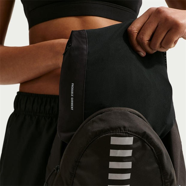 Black/Black - Nike - Women's AeroSwift Slim Fit Running Jacket