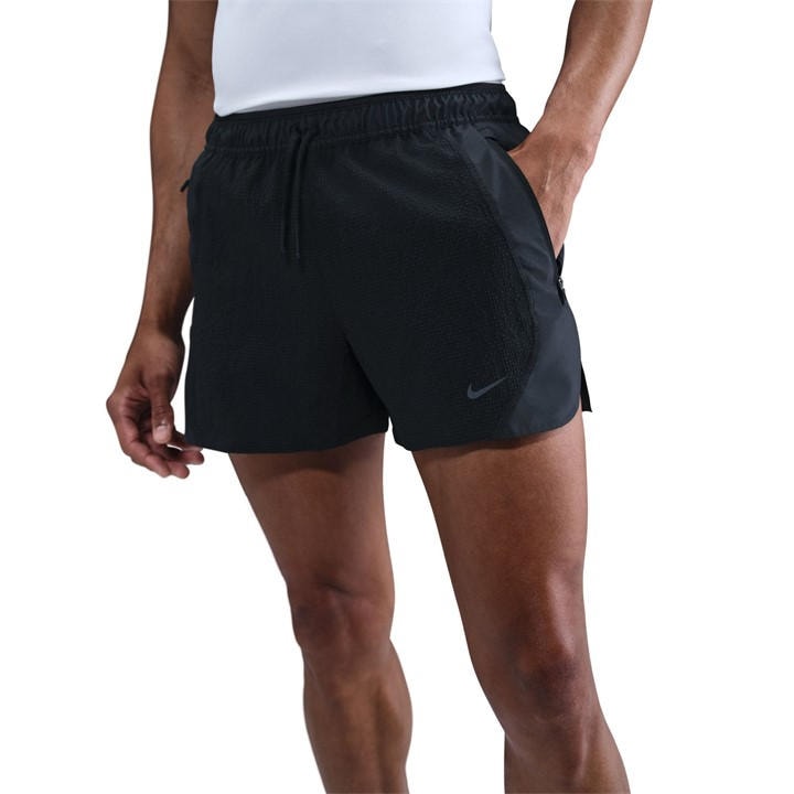 Nike Men' Black M Nk Dfadv Run in Size S, Sports Direct