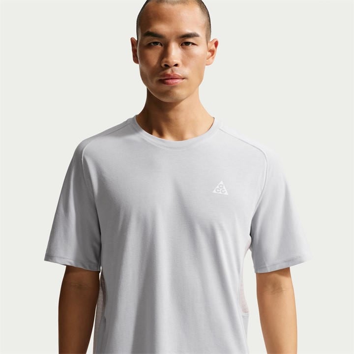 Nike Men's Grey Short Sleeve Performance Running Top in Size M, Sports Direct