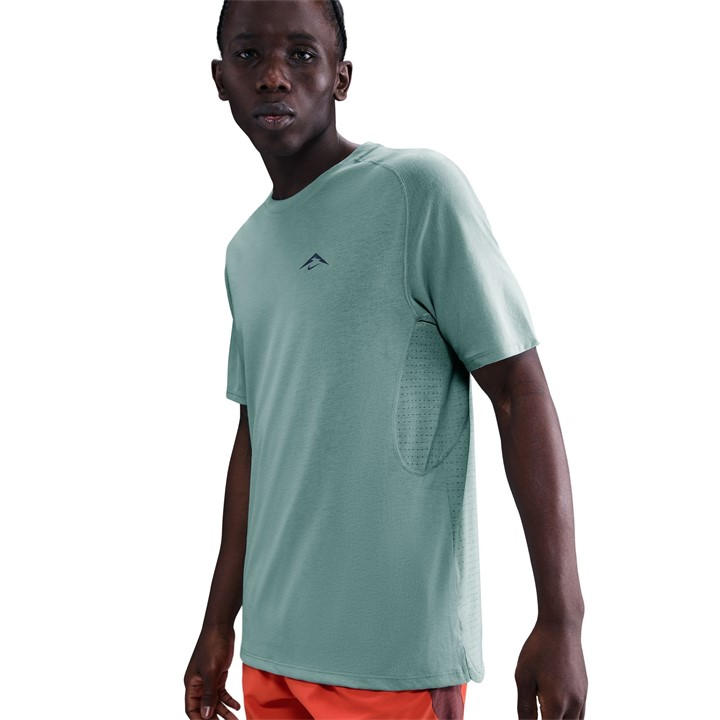 Nike Men's Grey Tr Solar Tee in Size M, Sports Direct