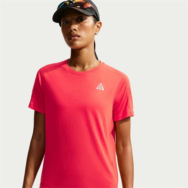 Crimson/White - Nike - Women's Short Sleeve Running T-Shirt