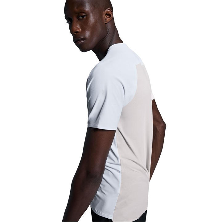 On Men's White Short-Sleeve Performance Running Top