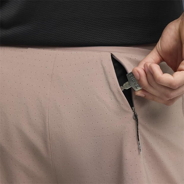 Sandstone - Puma - Men's Dreamrun 5in Drycell Performance Gym Shorts