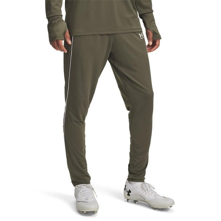 Under Armour Men's Green Ua Challenger Pants in Size XL, Sports Direct