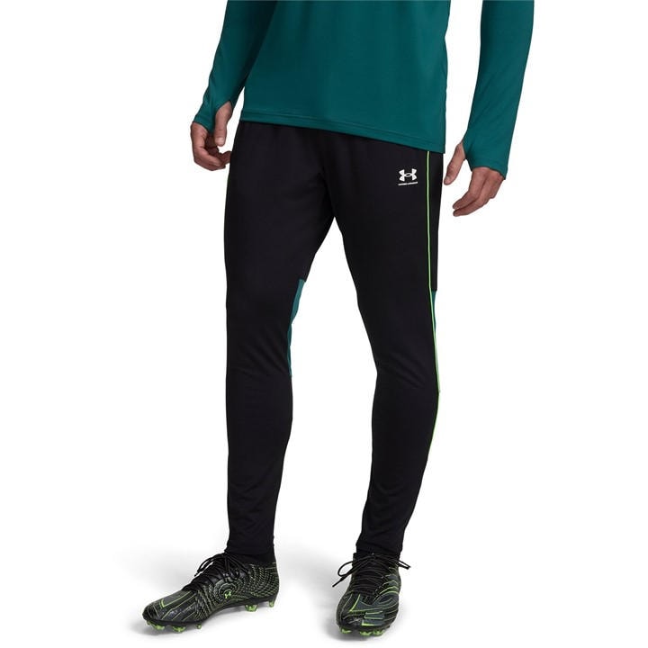 Under Armour Men's Black Ua Challenger Pants in Size XL, Sports Direct