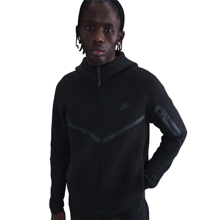Nike Men's Black Tech Fleece Hoodie - Large