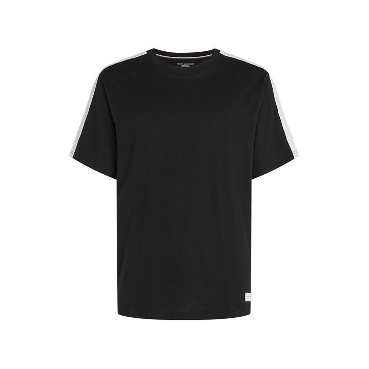 Tommy Hilfiger Men's Black Short Sleeve T Logo in Size 2XL, Sports Direct