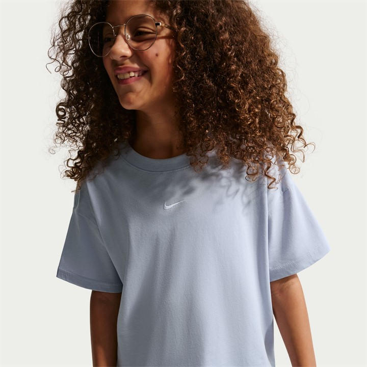 Nike Girls Purple Sportswear Big Kids' (') T-Shirt in Size S, Sports Direct