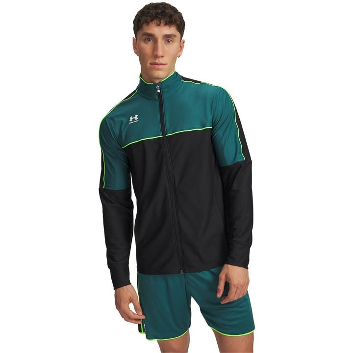 Under Armour Men's Black Performance Training Jacket in Size XL, Sports Direct