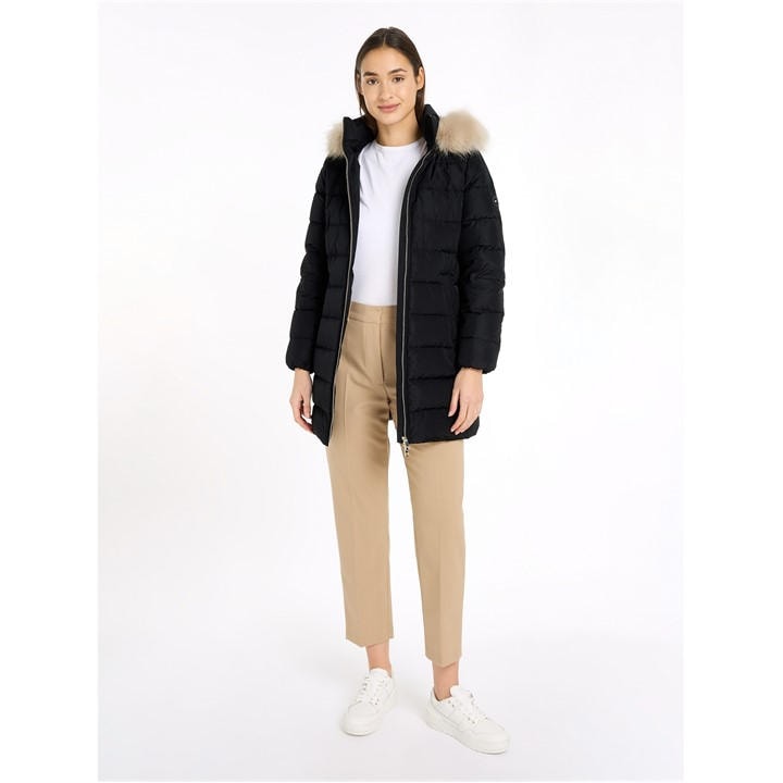 Tommy Hilfiger Women's Black Tyra Water Resistant Duck Down Thigh Length Short Puffer Jacket in Size 8, Sports Direct