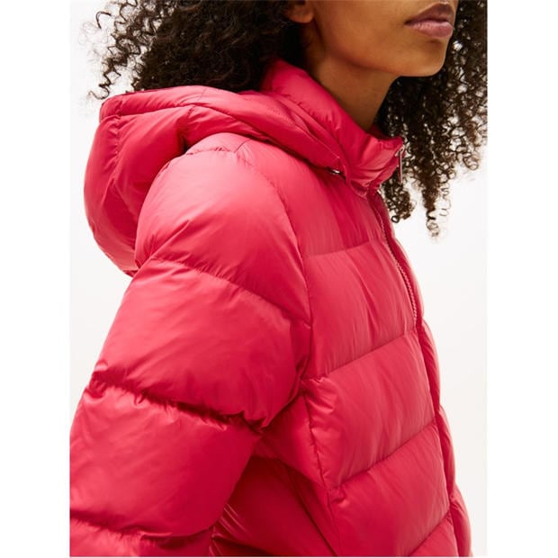 Vintage Cerise - Tommy Jeans - Women's Essential Quilted Wind Resistant Faux Fur Hood RDS Down Short Puffer Jacket
