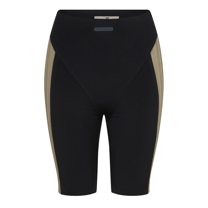 Adidas Women's Black Athletic Tight Basketball Shorts in Size L, Sports Direct