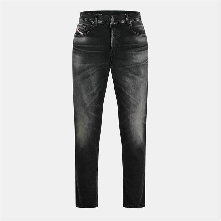 Diesel Men's Black Jeans Finitive Tapered Jeans in Size 28 R, Sports Direct