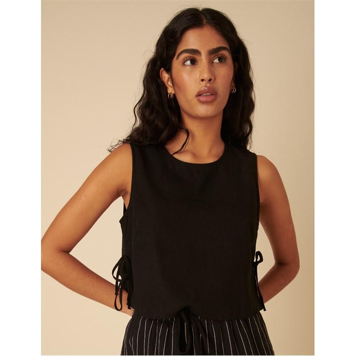 Nobodys  Women's Black Verity Crop Top in Size 14, Sports Direct