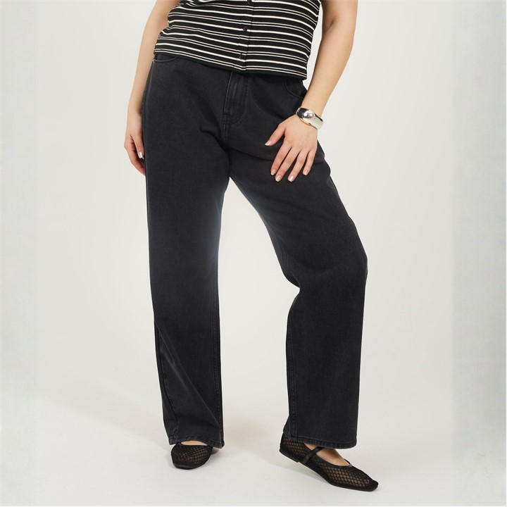 Brave Soul Women's Black Plus Size Jeans Wuth Turn Up Hem in Size 24, Sports Direct