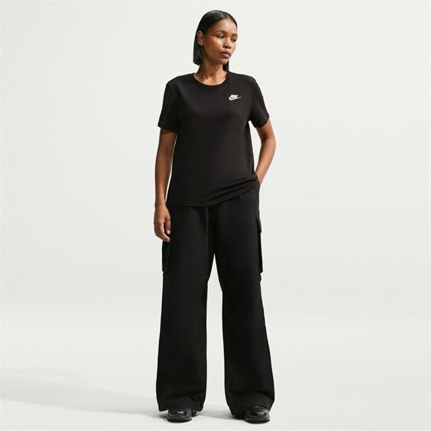 Fekete - Nike - Sportswear Women's Club T-Shirt