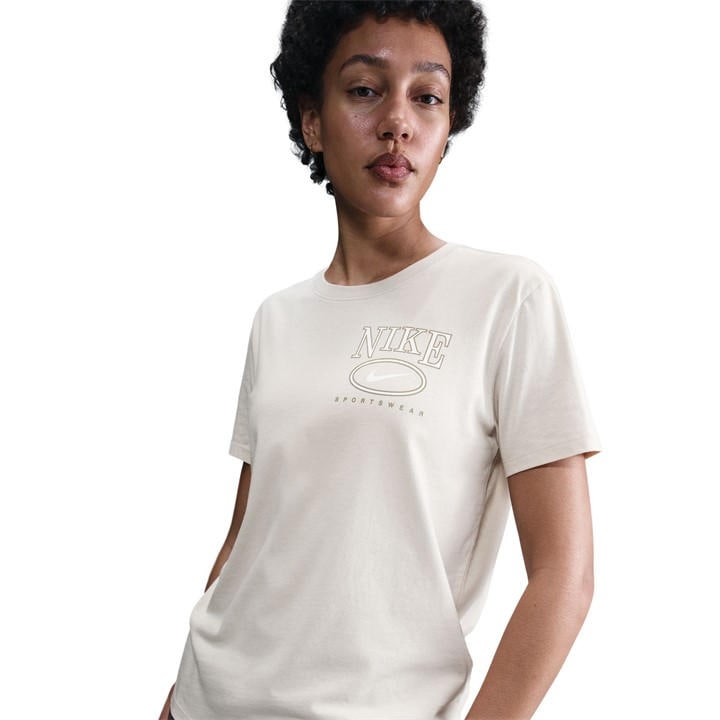 Nike Women's White W Nsw Clb Ss T in Size 10, Sports Direct