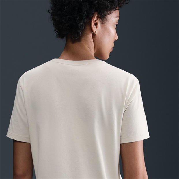 Lt Orewood Brn - Nike - Women's Club Short-Sleeve T-Shirt