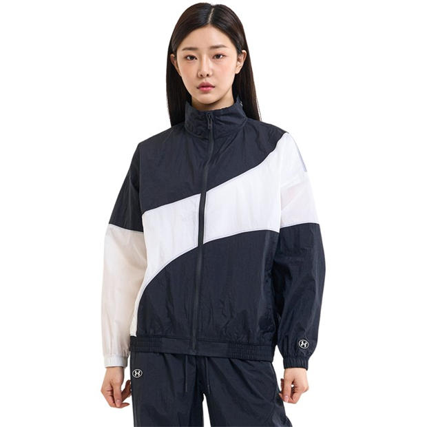 Black - Under Armour - Women's Legacy Crinkle Performance Training Jacket