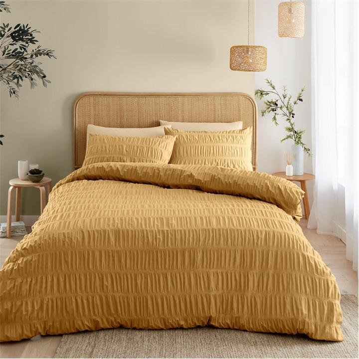 Catherine Lansfield  Brown Seersucker Duvet Cover Set in Size King, Sports Direct
