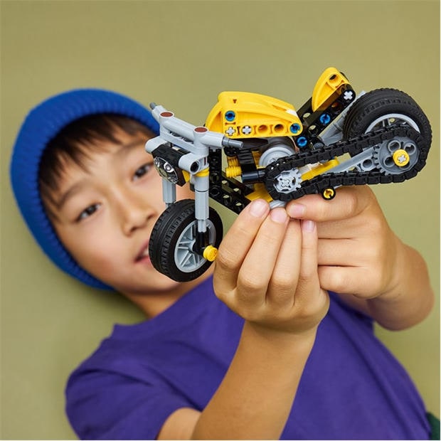 Yellow MCycle - LEGO - Technic Yellow Motorbike Toy Model Kit 42225