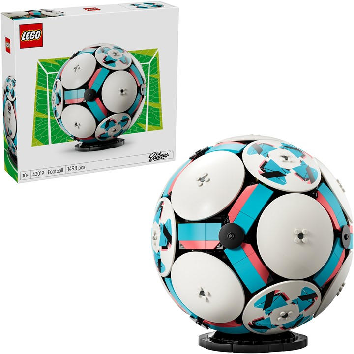 LEGO Editions Football 43019 | Toys for 10+ Year Old Boys, 3D Display Model Kit, Interactive Miniature Stadium, Room Decor, Sports Gift Idea, 1498 Pieces - Image 8