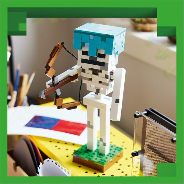 The Skeleton - LEGO - Minecraft Building Blocks