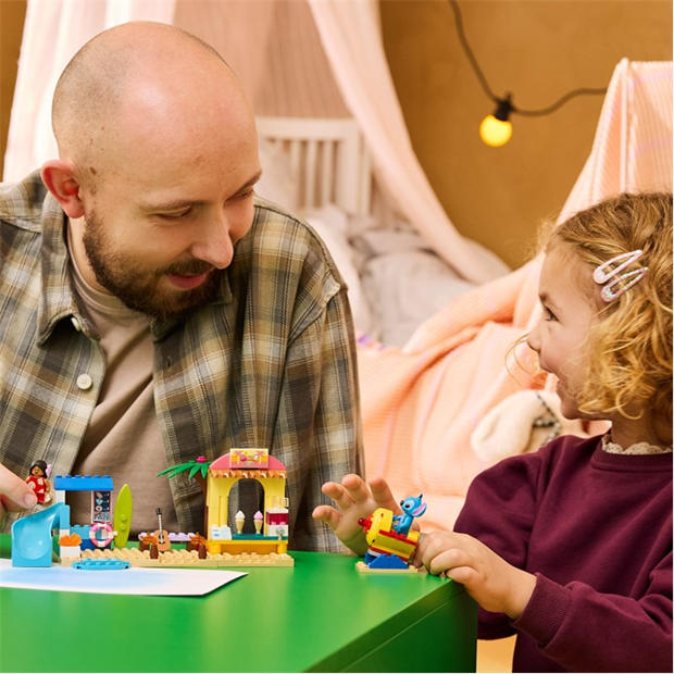 Beach Fun - LEGO - Disney Building Block