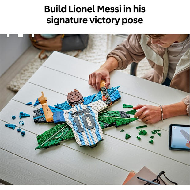 Messi - LEGO - Editions Lionel Messi – Celebration Building Set 43018