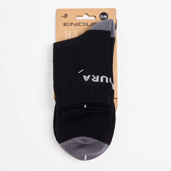 Endura  Black Cycling Socks in Size 7 - 11, Sports Direct