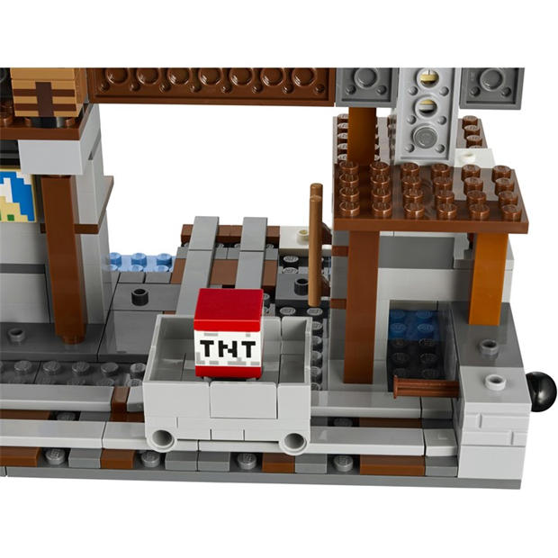 LEGO LEGO® Minecraft® The Pickaxe Mine Gamer-Room Decor and Axe