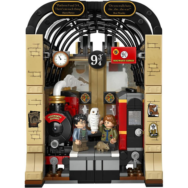 Ekspres Hogwart - LEGO - LEGO® Harry Potter™ Book Nook: Hogwarts™ Express Magical Toy 76450