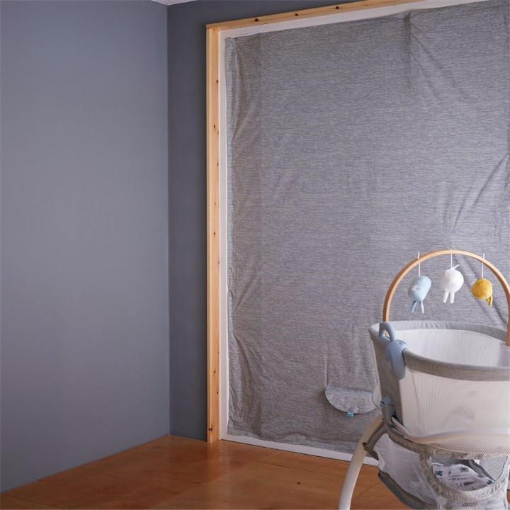 Purflo  Kids Grey Total Eclipse Portable Blackout Blind in Size 140x200cm, Sports Direct