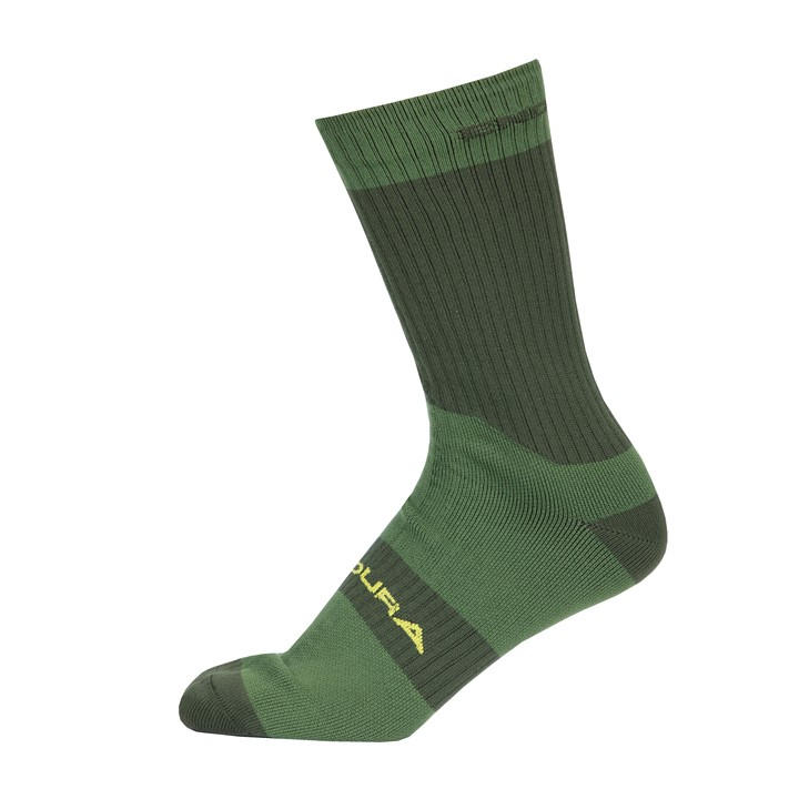 Endura  Green Hummvee Waterproof Socks Ii in Size 7 - 11, Sports Direct