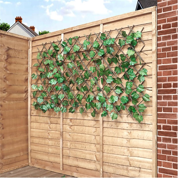 Green - Streetwize - Solar Trellis