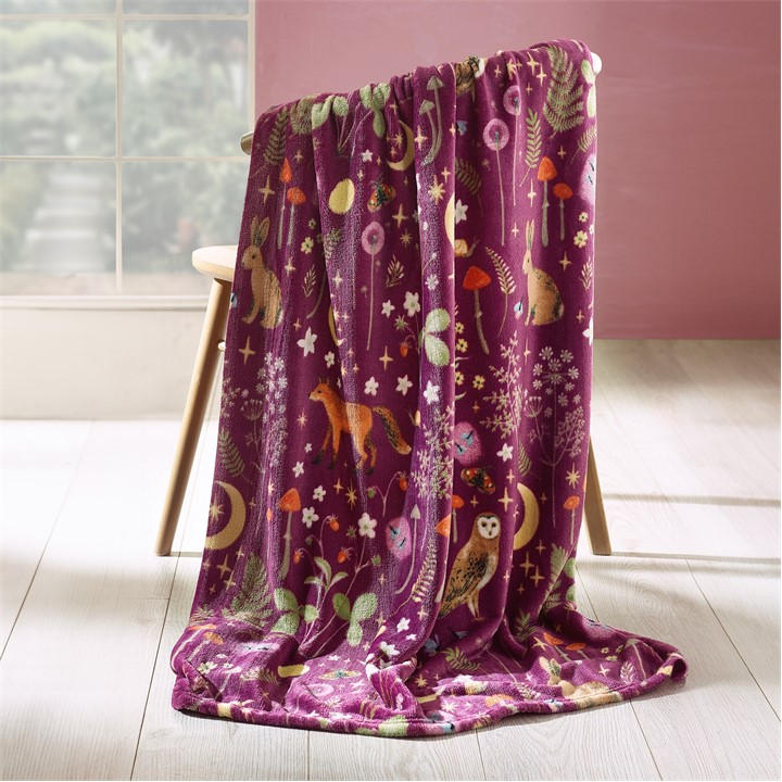 Catherine Lansfield Enchanted Twilight Animals Cosy Fleece 130x170cm Blanket Throw in Plum | Size: 130cm x 170cm - Image 4