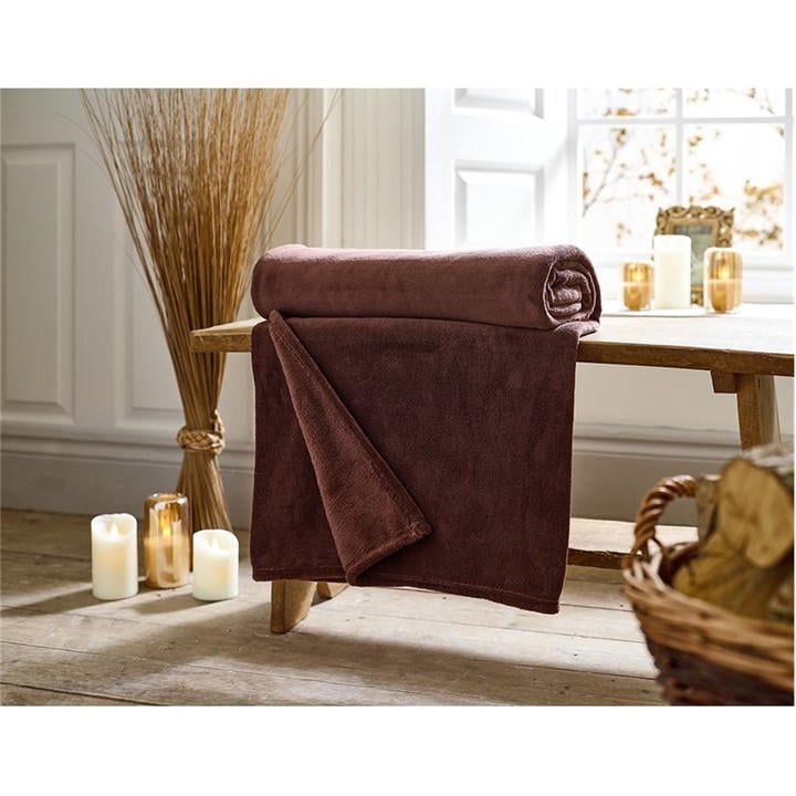 Deyongs  Brown Snuggle Throw -  in Size 140x180cm, Sports Direct