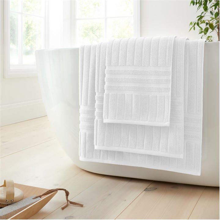 Bianca  White Hotel Towel 600Gsm in Size Bath Towel, Sports Direct