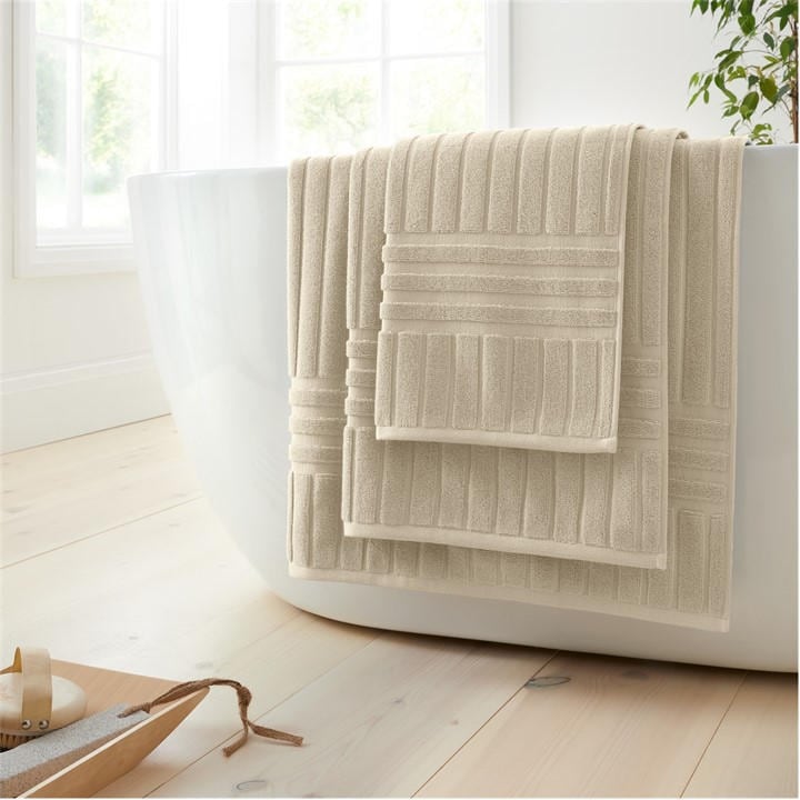 Bianca  Neutral Hotel Towel 600Gsm in Size Bath Towel, Sports Direct