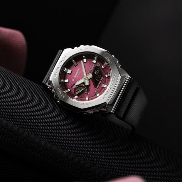 Маув/Черно - G SHOCK - Men's Bluetooth Solar Stainless Steel Digital Watch