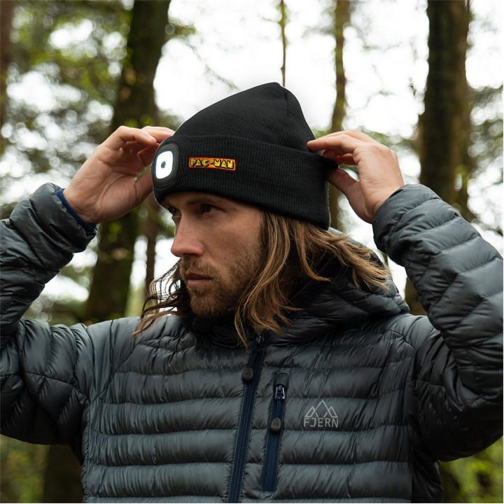 Pac-Man   Pac-Man Led Light-Up Winter Beanie Novelty Gift, Sports Direct