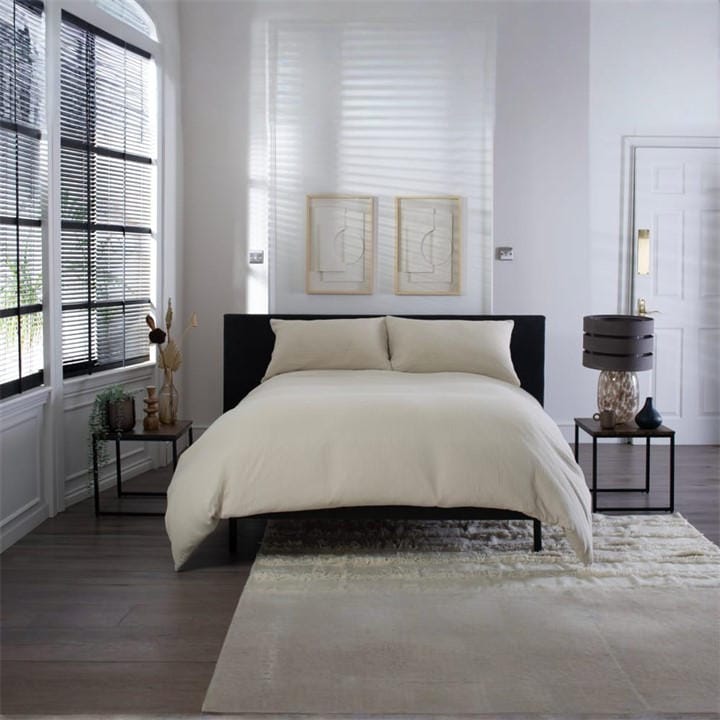 The Lyndon Company  Beige St. Quentin Duvet Cover in Size King, Sports Direct
