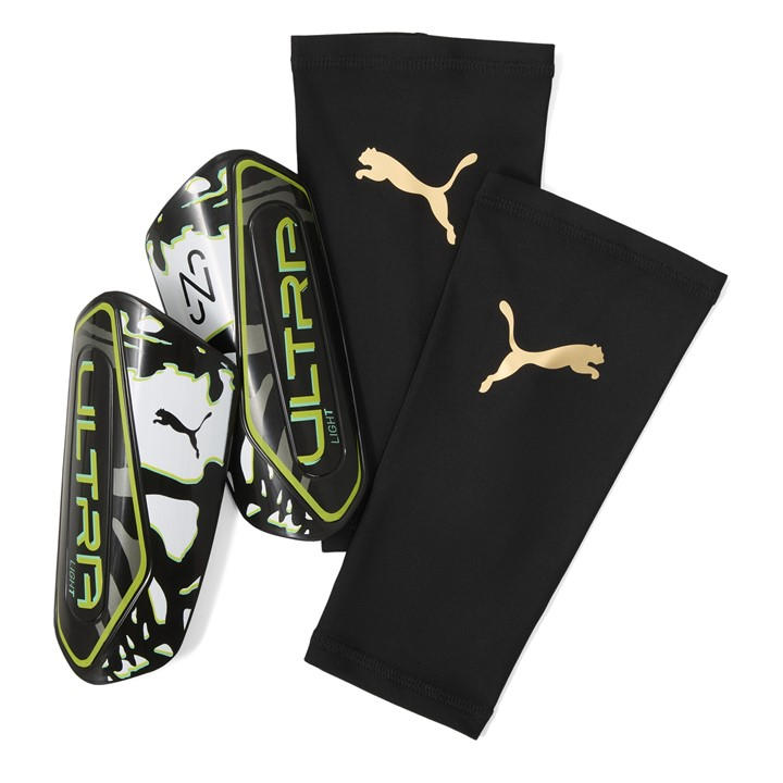 Puma Men' White Ultra Light Shin Guards in Size S, Sports Direct