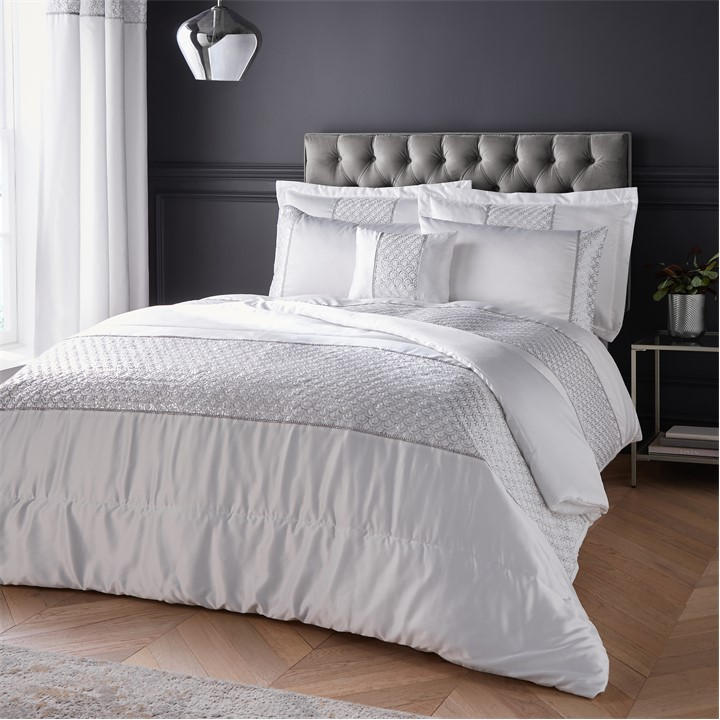 Catherine Lansfield Unisex White Sequin Quilted Bedspread 240X260cm