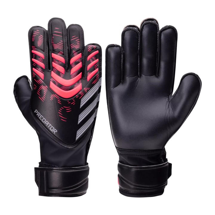 Adidas Men's Black Predator Training Goalkeeper Gloves  in Size 7, Sports Direct