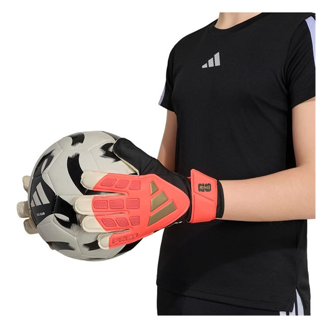 Pink/Black - adidas - Predator Training Goalkeeper Gloves Juniors