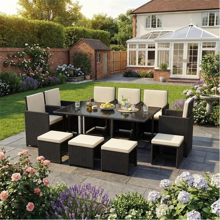 Lassic  Black Garden Vida Cuba 10 Seater Rattan Set, Sports Direct
