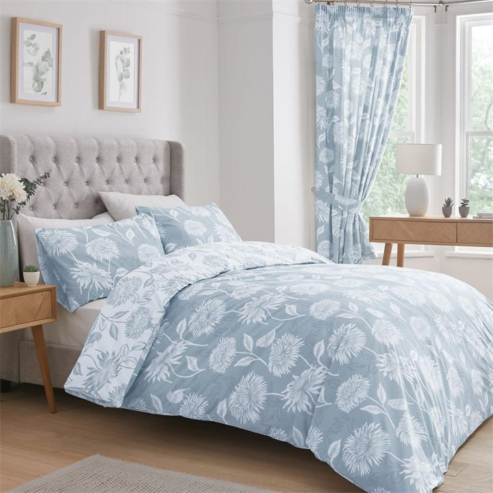 Dreams And Drapes  Blue Chrysanthemum Duvet Cover Set In in Size Double, Sports Direct