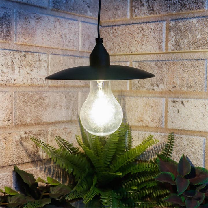 Streetwize  Black Timeless Hanging Solar Lamp, Sports Direct
